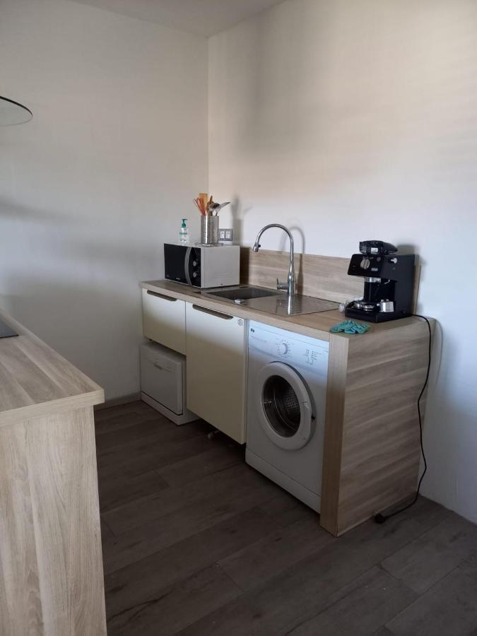 Afa Butrone Sarrola Apartment Екстериор снимка
